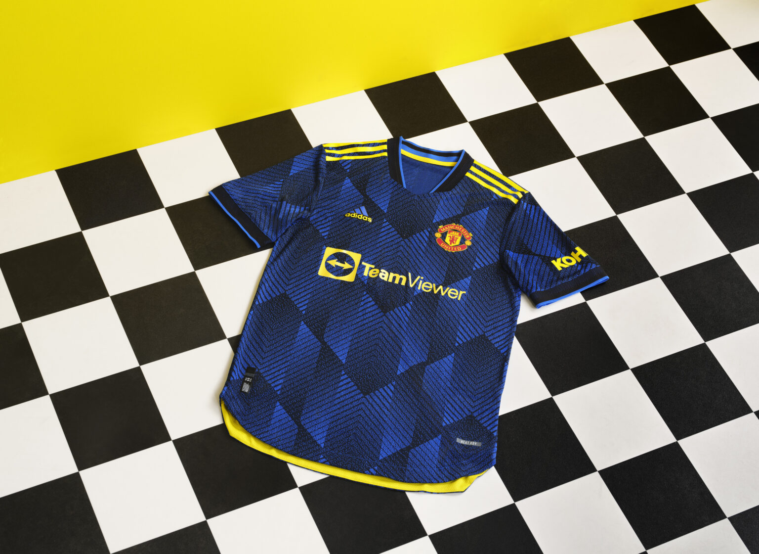 adidas dévoile le nouveau maillot third de Manchester United 2021/2022