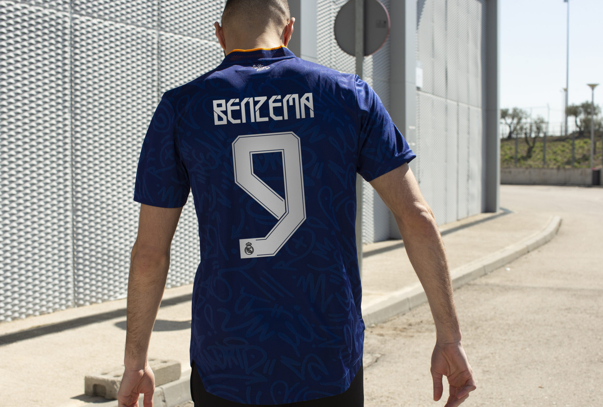 Maillot Real Madrid 2021-2022 extérieur adidas