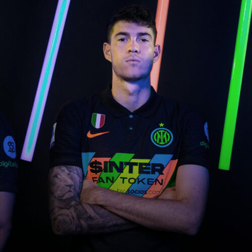 Image de l'article L'Inter Milan présente son nouveau maillot third
