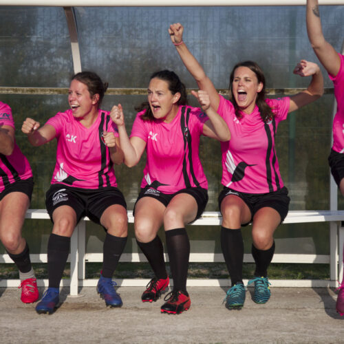 Image de l'article Le football amateur féminin se mobilise pour Octobre rose
