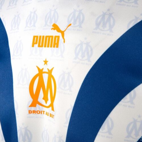 Image de l'article L'OM dévoile un maillot lifestyle inspiré d'un ancien jeu vidéo