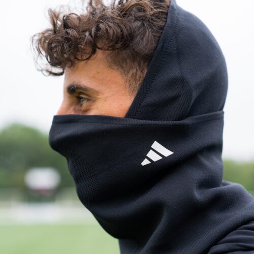 Image de l'article Comment rester au chaud pendant l'entraînement de foot en hiver ?