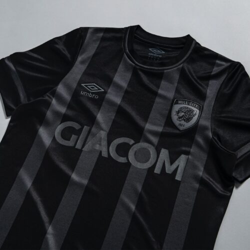 Image de l'article À la demande des fans Hull City réutilisera son maillot extérieur la saison prochaine