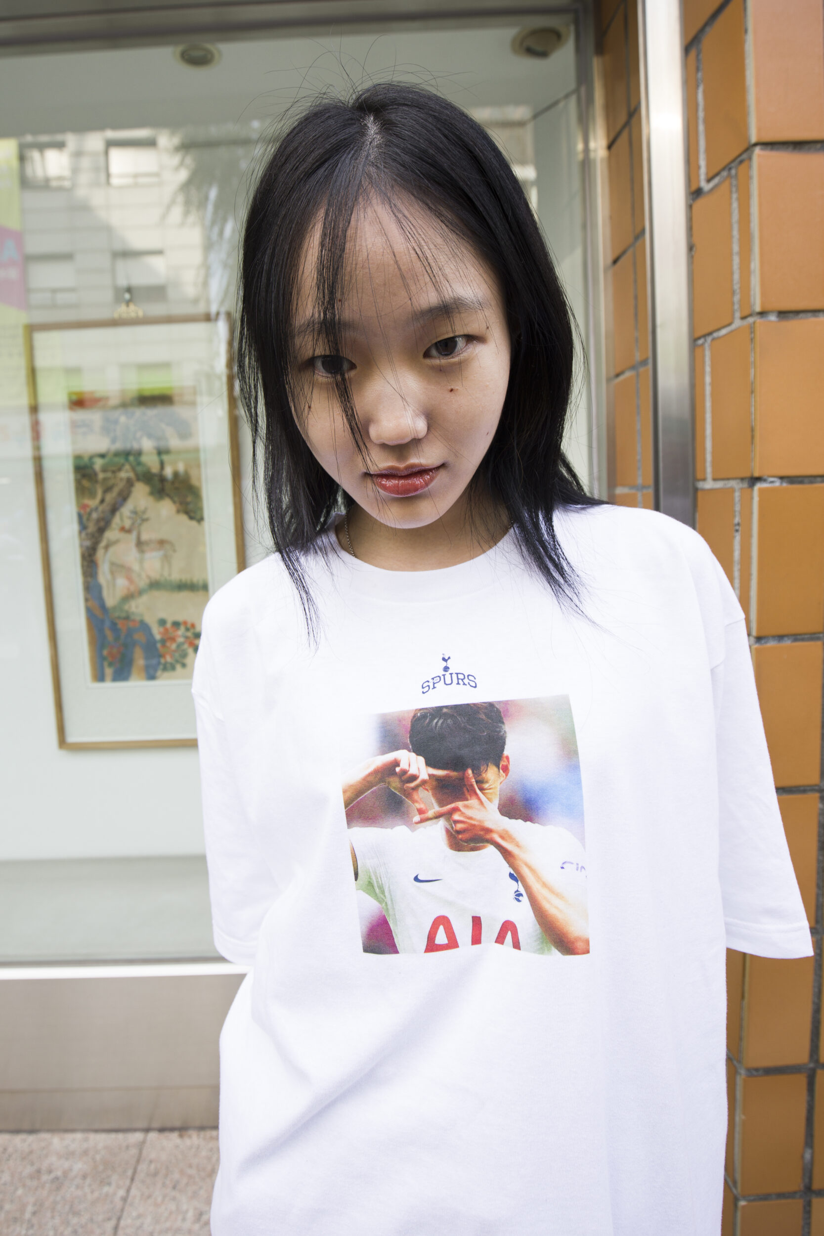over the pitch tottenham son heug min
