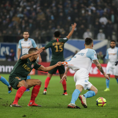 Image de l'article Il veut réduire la triche dans le football avec des maillots déchirables
