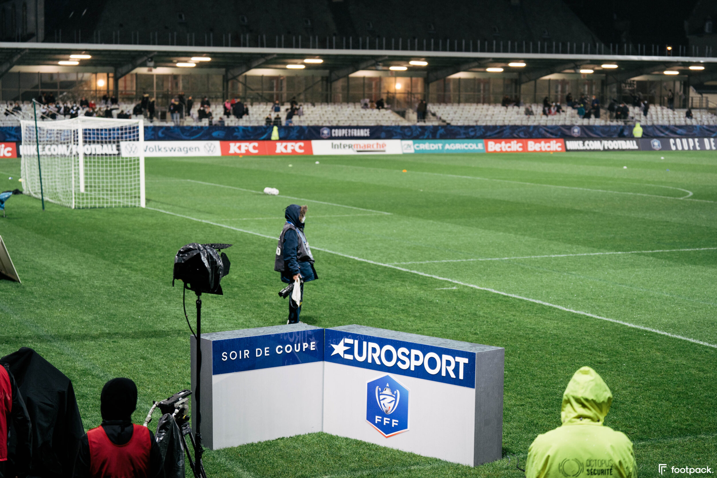 Vannes OC - PSG - Au Stade - footpack.