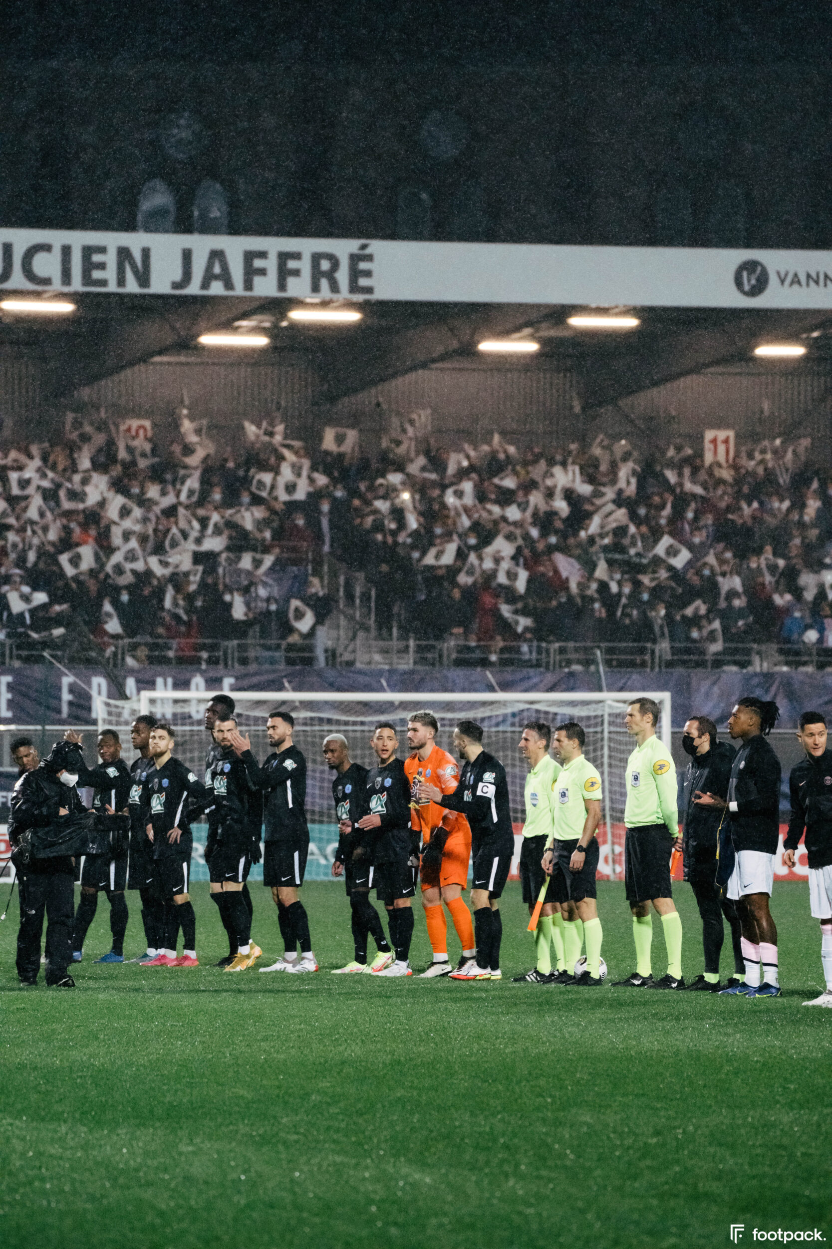 Vannes OC - PSG - Au Stade - footpack.