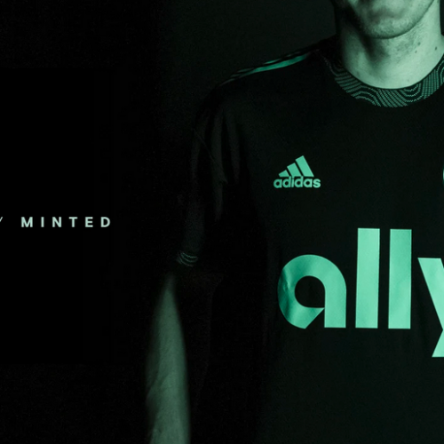 Image de l'article MLS : le Charlotte FC dévoile un sublime maillot extérieur