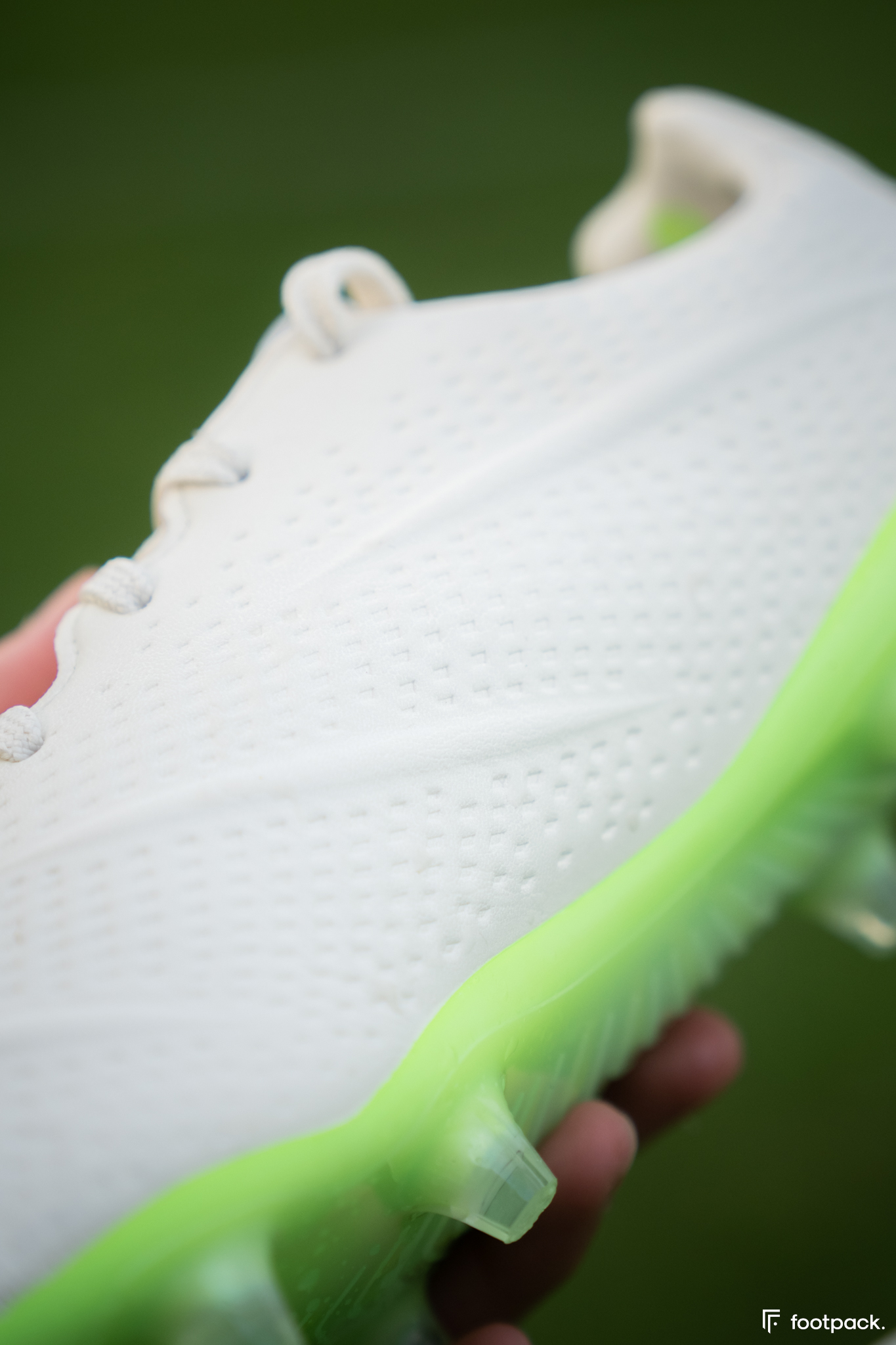 PUMA King Platinum vegan