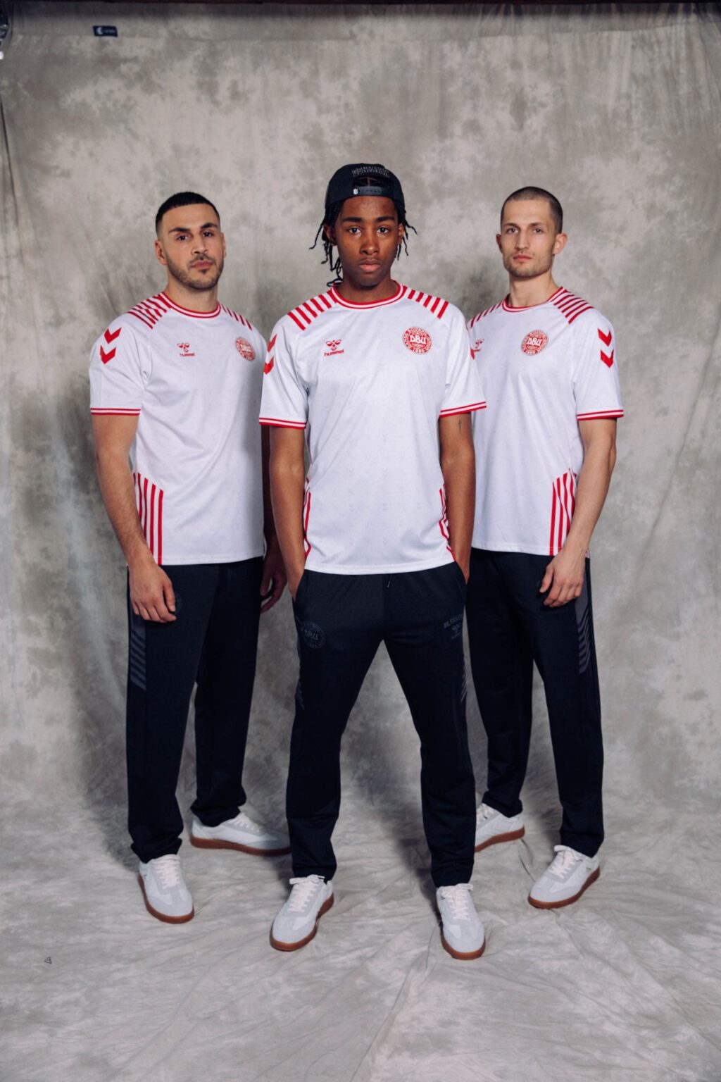 Maillot Hummel DBU Danemark – Homme Taille M, Rouge/blanc, Coton, état 9.5/10