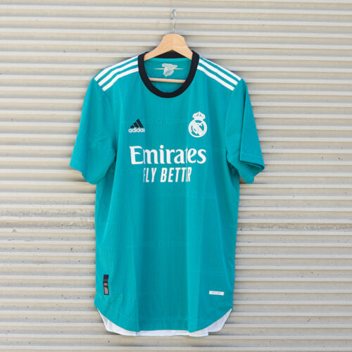 Image de l'article Destockage de maillots : jusqu'à -30% sur les maillots 21-22