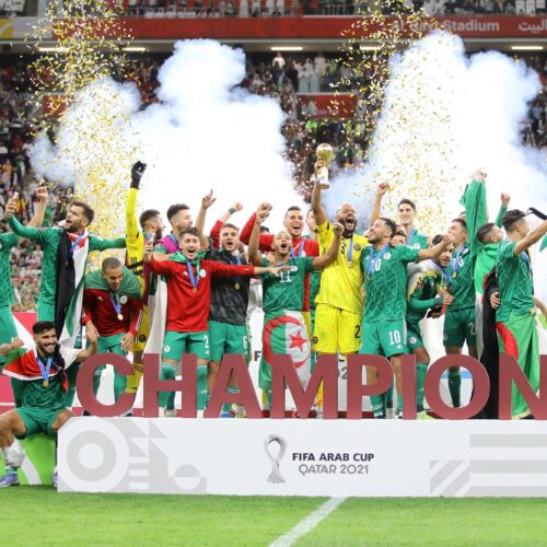 Image de l'article L’Algérie dévoile deux maillots en édition limitée