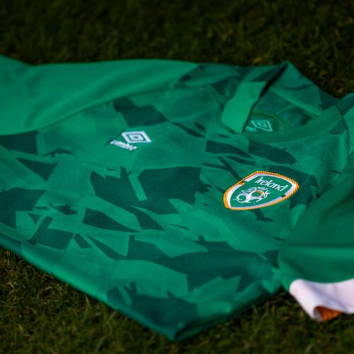 Image de l'article L'Irlande présente son nouveau maillot 2022 avec Umbro
