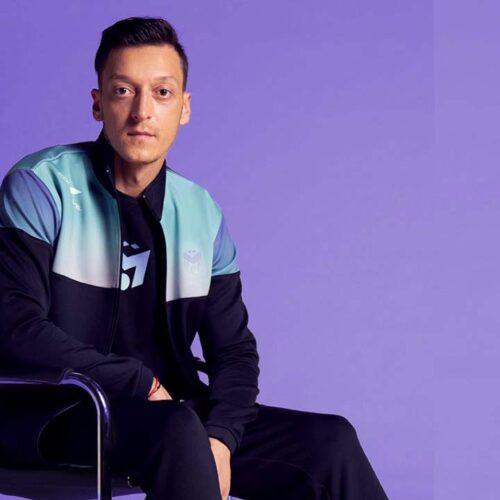 Image de l'article Mesut Özil dévoile une collection lifestyle extravagante avec Concave