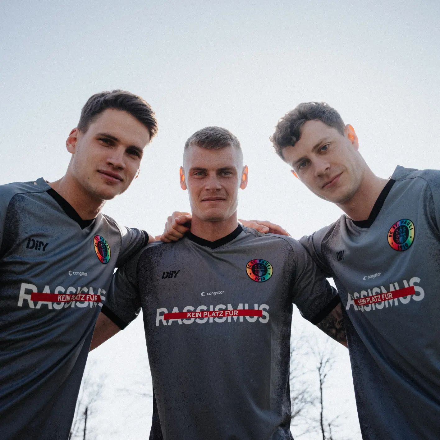 st-pauli-maillot-anti-racisme