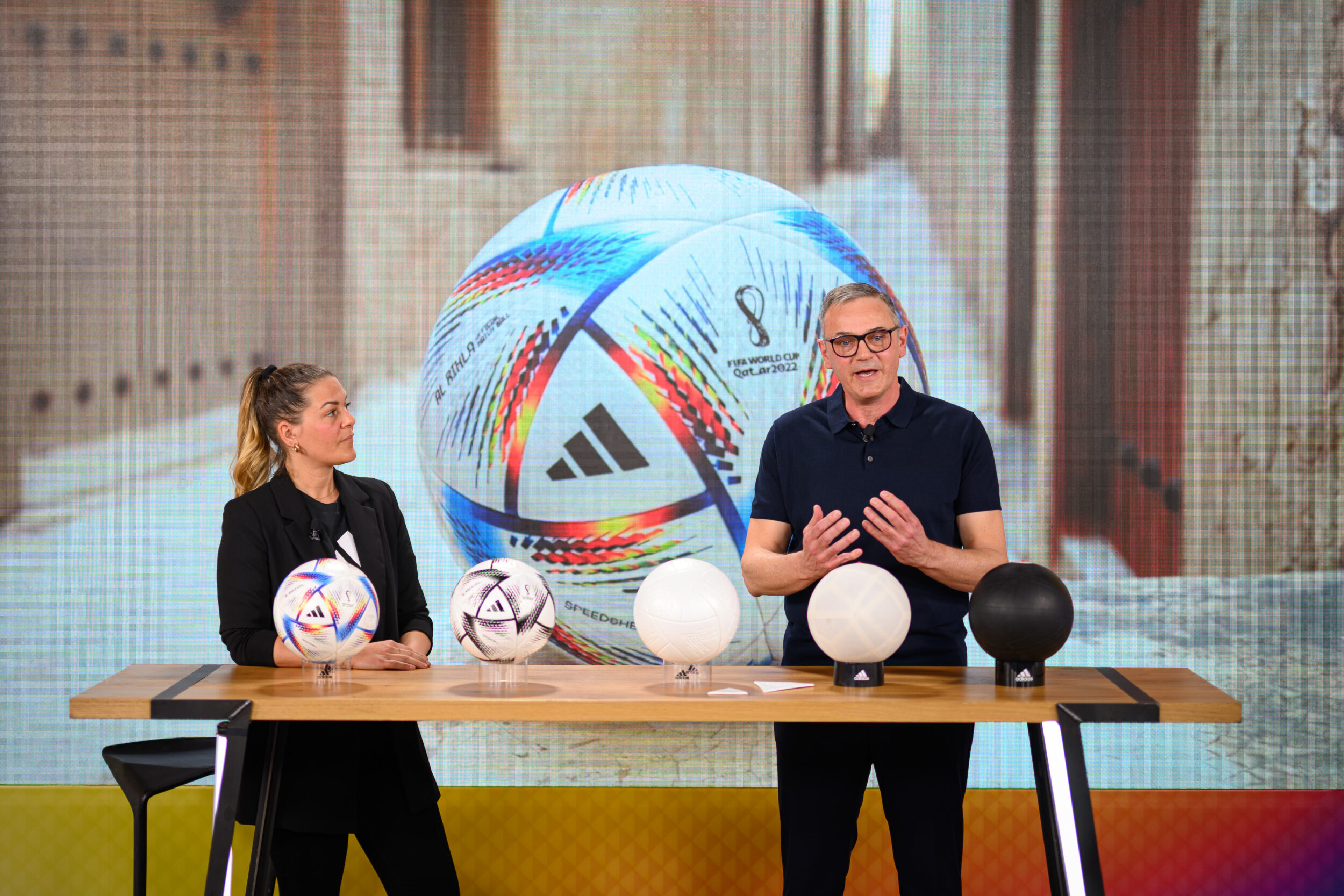 ballon adidas Oliver Hundacker al rihla qatar 1