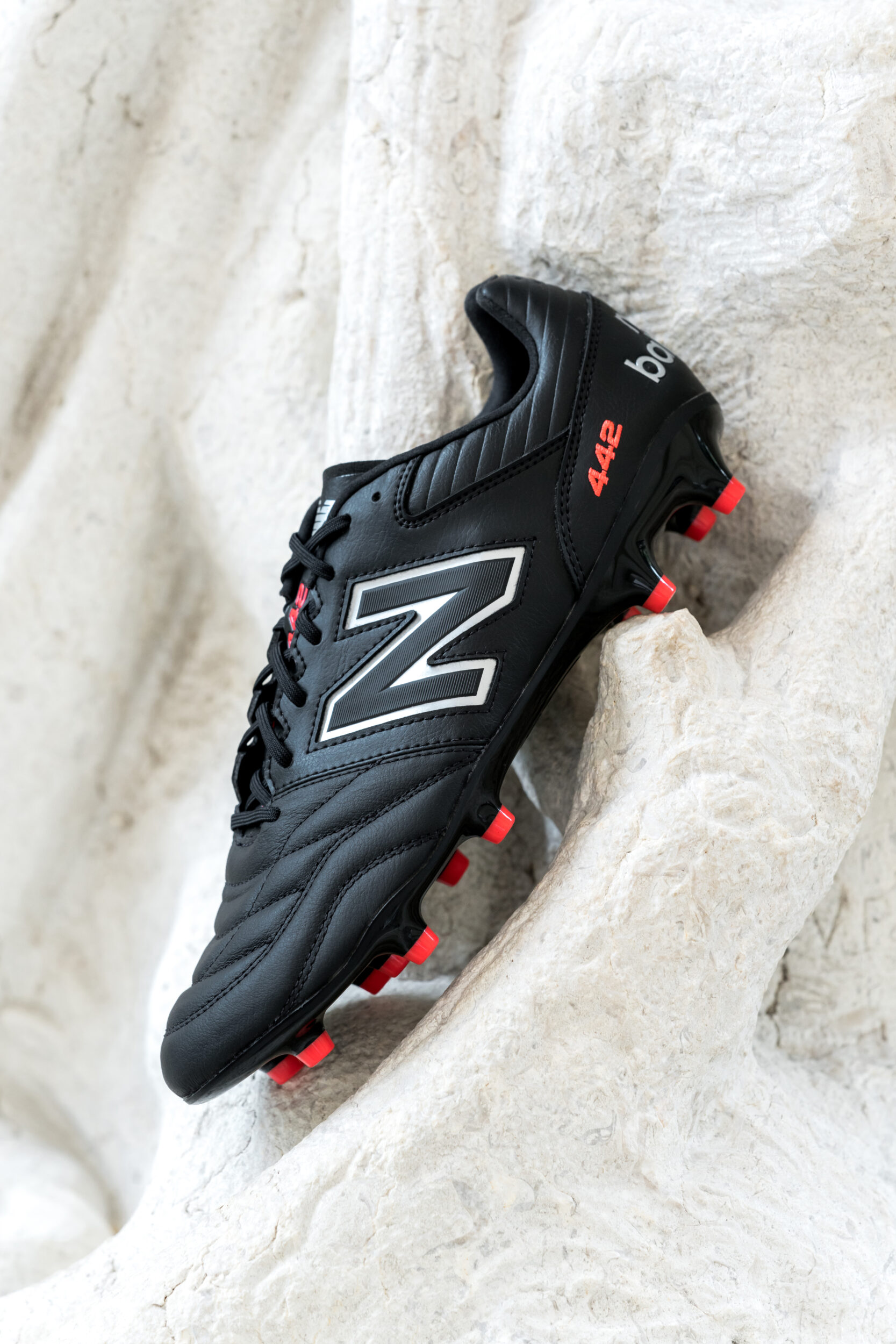 New Balance 442