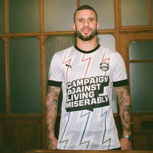Image de l'article Kyle Walker et PUMA imaginent des maillots pour soutenir la prévention du suicide