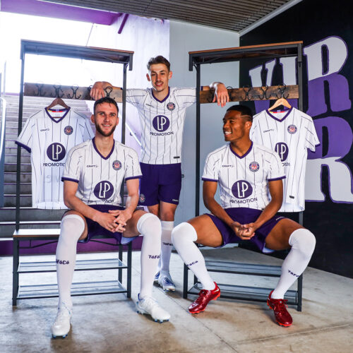 Image de l'article Maillots du TFC 2022-2023 : Le blanc s'invite sur la tenue domicile