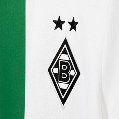 Image de l'article Le Borussia M'Gladbach dévoile un maillot 22-23 inspiré des années 1970