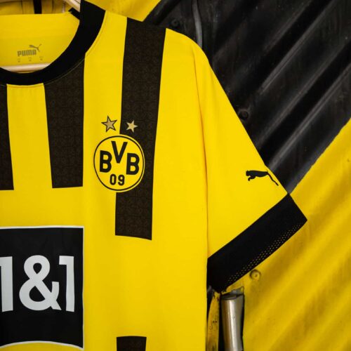 Image de l'article Pourquoi il y a deux étoiles sur le maillot du Borussia Dortmund ?