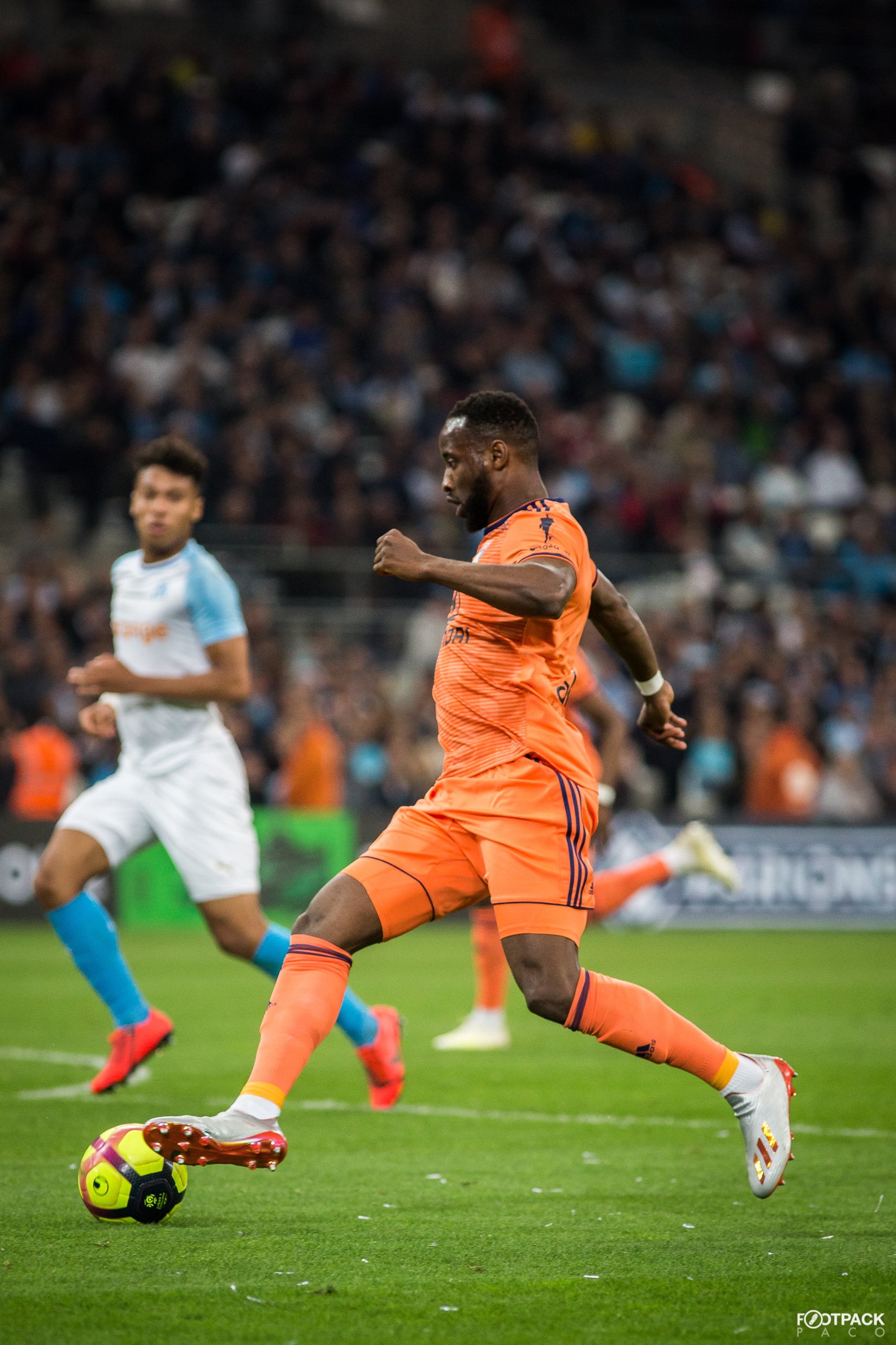 chaussures moussa dembele