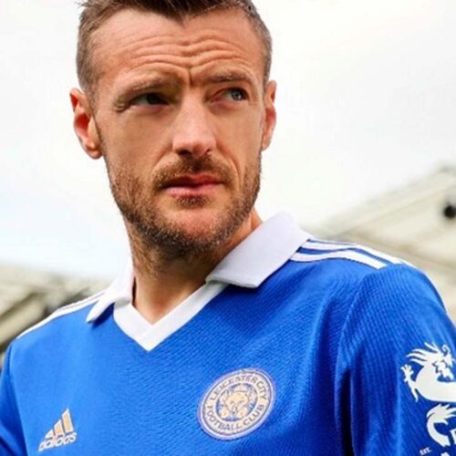 Image de l'article Leicester City dévoile un maillot domicile inspiré du passé pour la saison 2022-2023