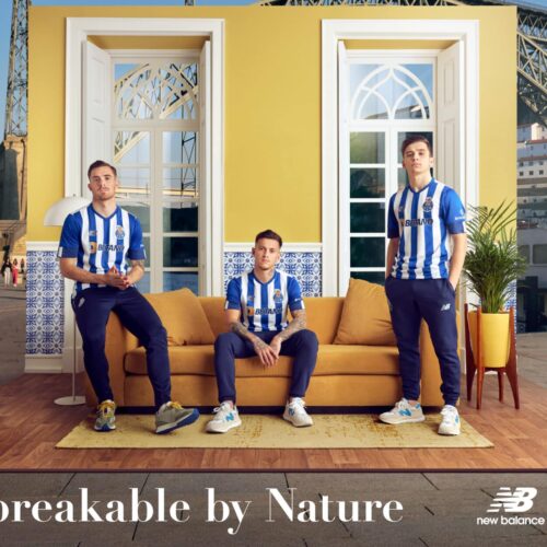 Image de l'article Le FC Porto dévoile son nouveau maillot domicile pour la saison 2022-2023