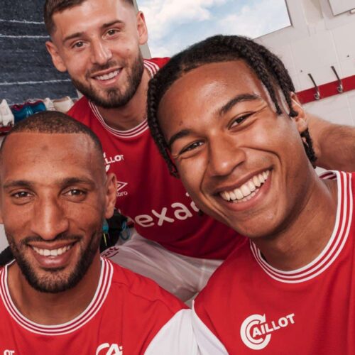 Image de l'article Le Stade de Reims présente le nouveau maillot domicile de la saison 2022-2023