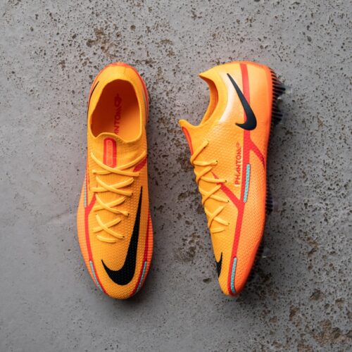 Image de l'article Frenkie De Jong quitte la Mercurial ... pour la Phantom GT !