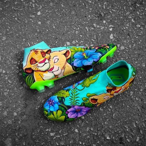 Image de l'article WTF : il joue avec des crampons 