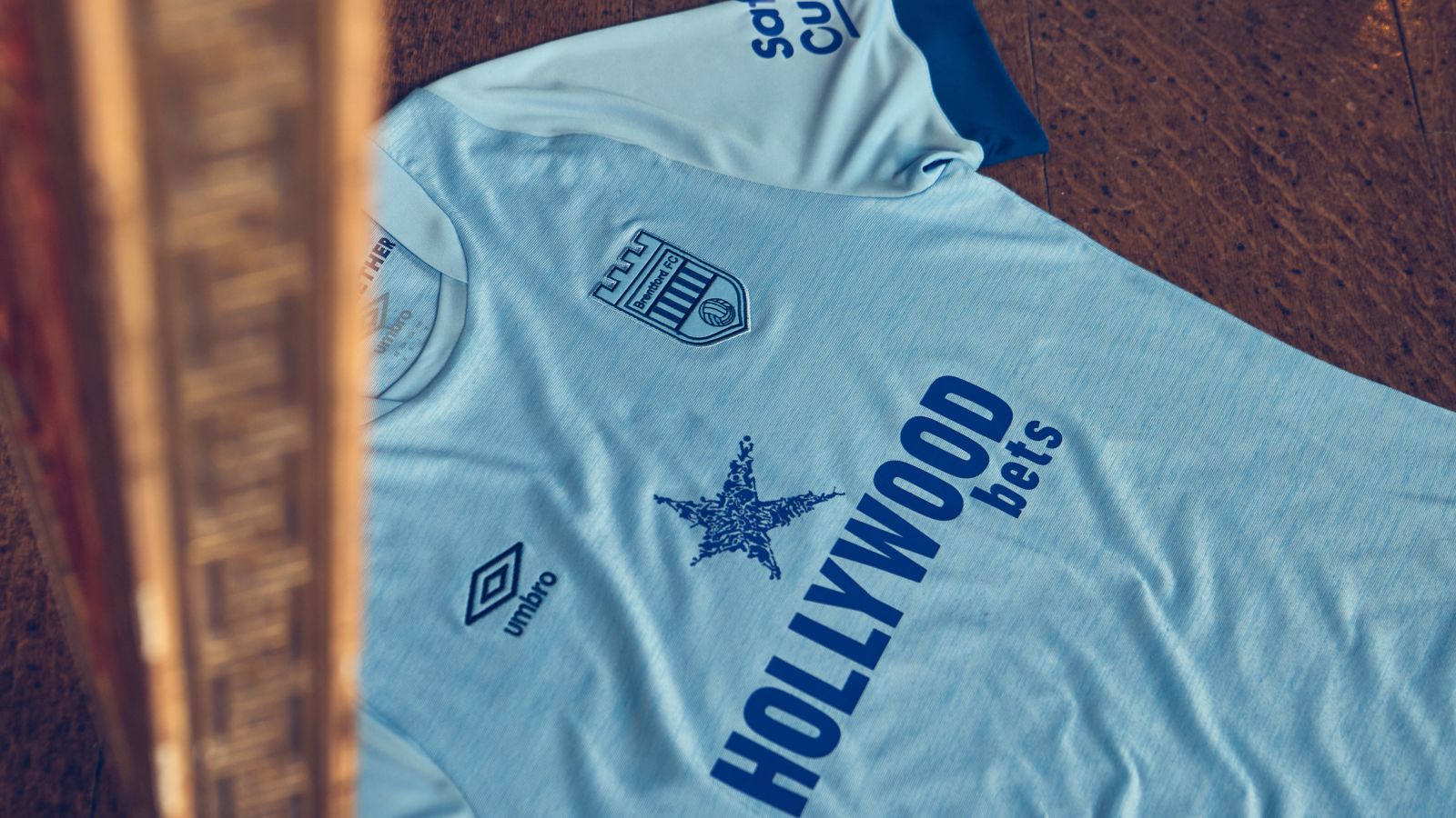 maillot brentford extérieur 2022 2023 umbro 2