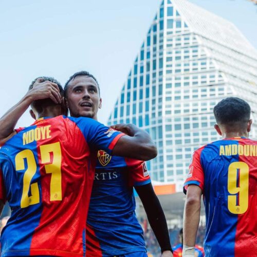 Image de l'article Le FC Bâle présente ses nouveaux maillots pour la saison 2022-2023