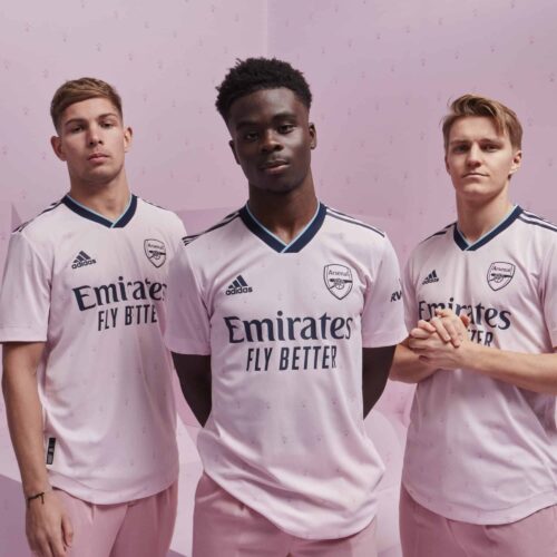 Image de l'article Du rose et des hermines pour le troisième maillot d’Arsenal !