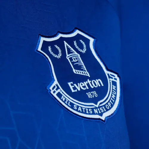 Image de l'article Everton et hummel dévoilent le maillot domicile 2022-2023