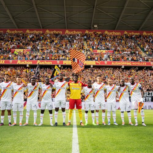 Image de l'article Maillot de Lens : une présentation audacieuse pour la tenue third 22-23