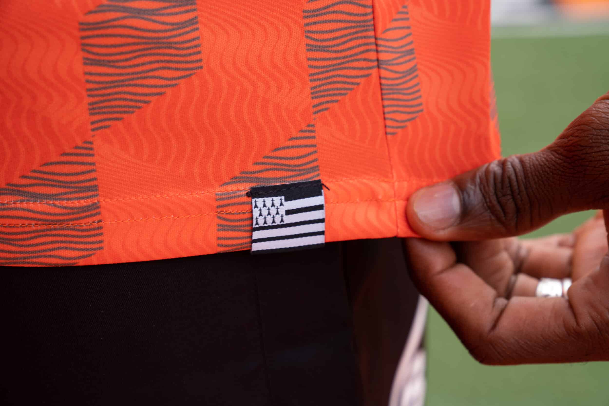 maillot lorient 2022 2023 domicile umbro