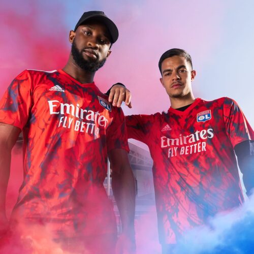 Image de l'article Le nouveau maillot de l'OL à l'extérieur, dévoilé par adidas