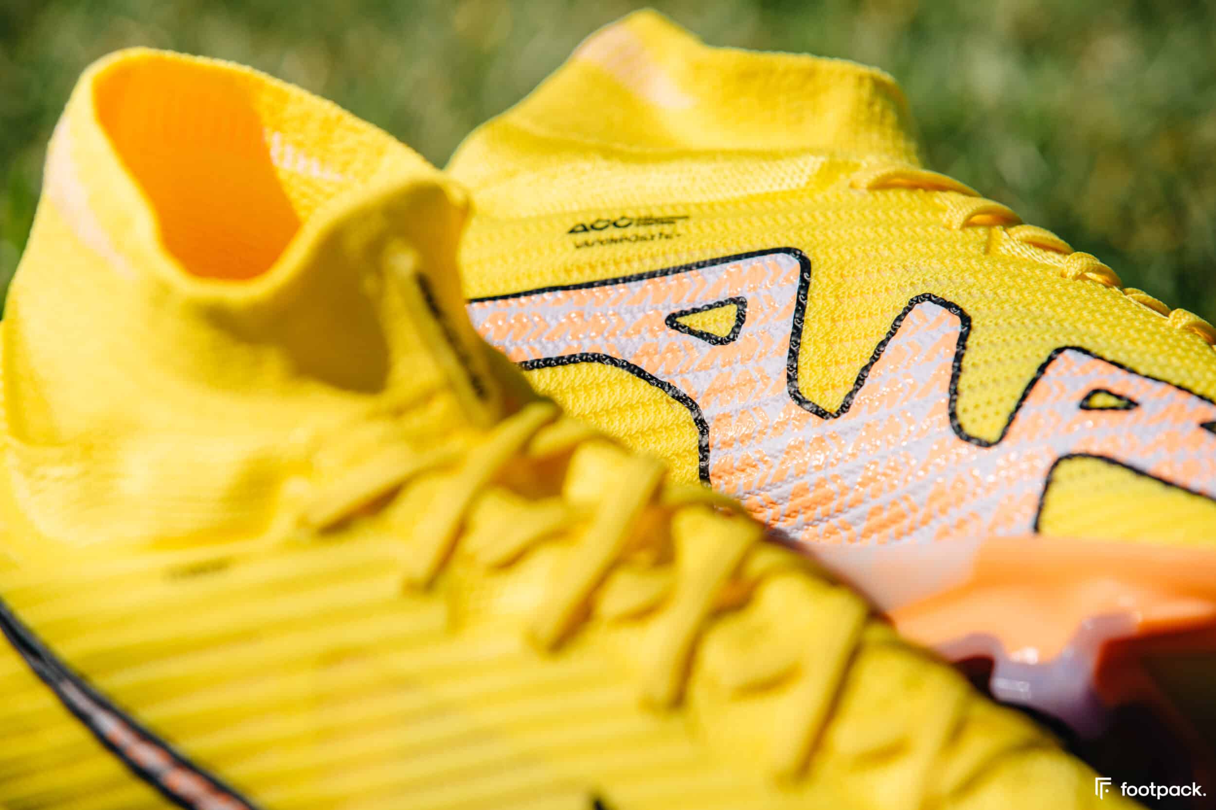 air zoom mercurial superfly lucent pack