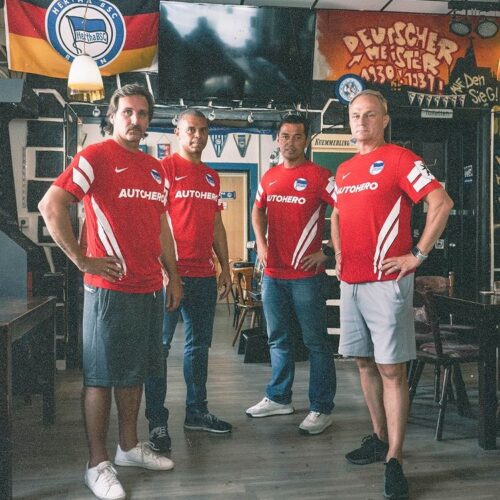 Image de l'article Le Hertha Berlin dévoile son maillot third pour la saison 2022-2023