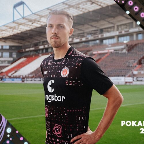 Image de l'article Le FC Sankt Pauli dévoile ses maillots réalisés en interne
