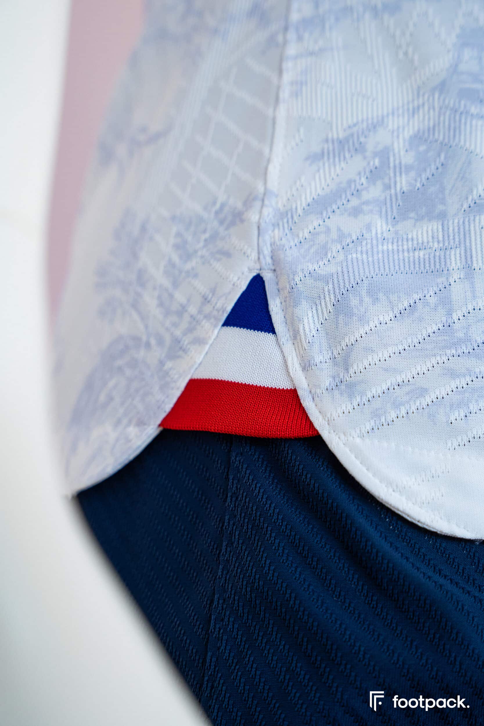 maillot equipe de france coupe du monde 2022