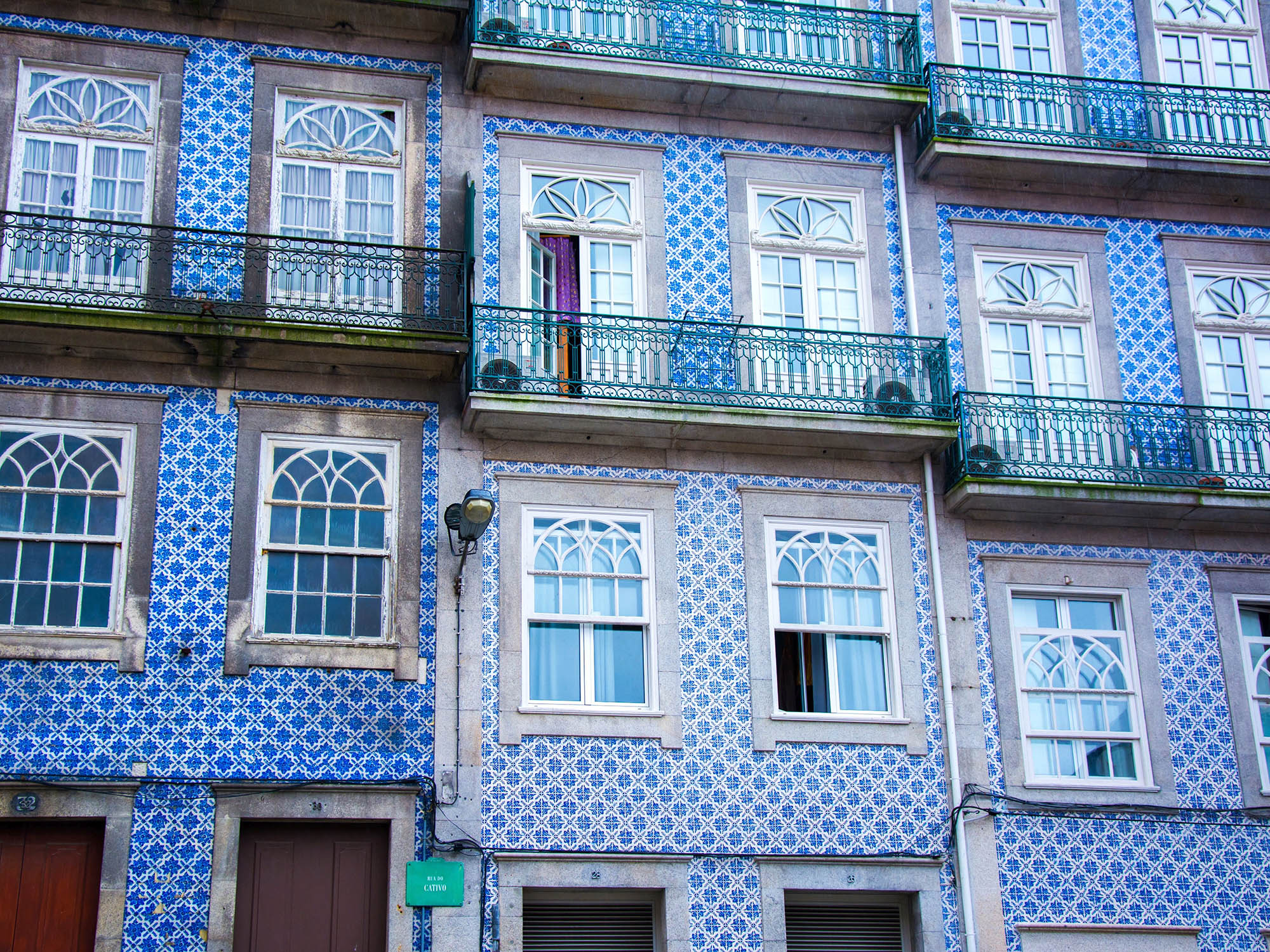azulejos portugal