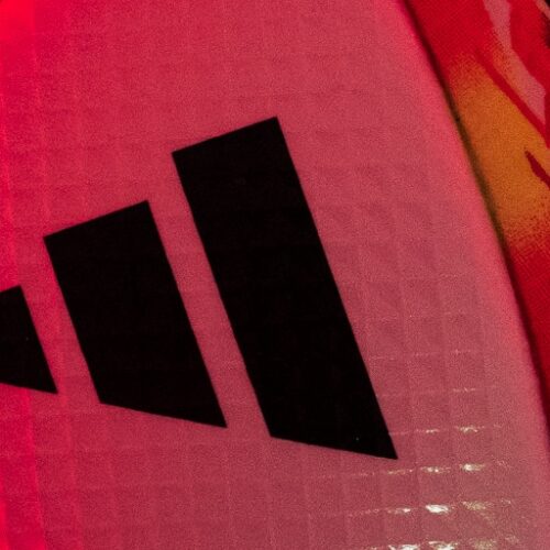 Image de l'article Pourquoi le logo d'adidas possède trois bandes ?