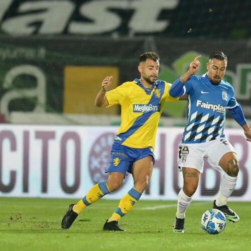 Image de l'article Deux équipes italiennes s’affrontent avec des maillots vintage