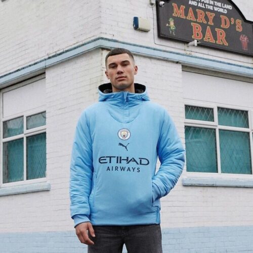 Image de l'article Manchester City présente une collection hivernale originale