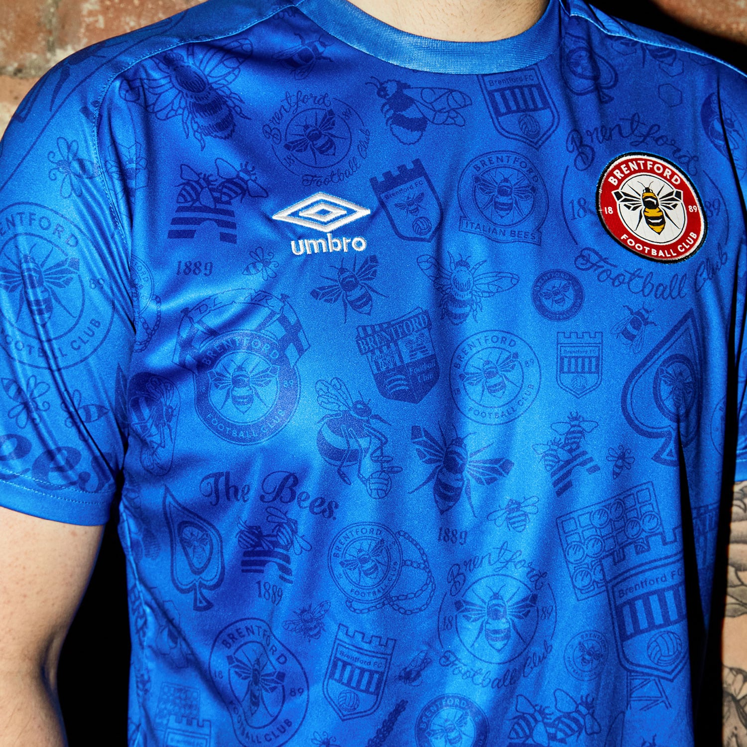 maillot brentford 2022 2023