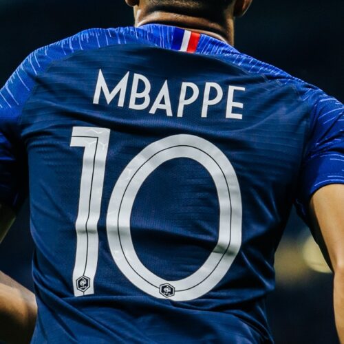 Image de l'article Quel numéro marque le plus de buts pendant la Coupe du Monde ?