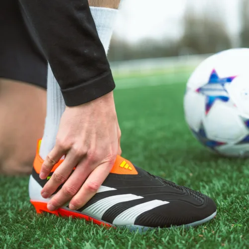 Image de l'article 4 techniques efficaces pour assouplir ses chaussures de foot