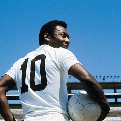 Image de l'article Santos pourrait finalement ne pas retirer le numéro 10 de Pelé !